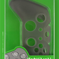 【Xbox One発売】周辺機器レポート!本体保護フィルムから「Kinect」スタンドまで(読プレあり)