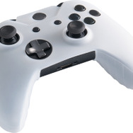 【Xbox One発売】周辺機器レポート!本体保護フィルムから「Kinect」スタンドまで(読プレあり)