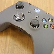 【Xbox One発売】周辺機器レポート!本体保護フィルムから「Kinect」スタンドまで(読プレあり)