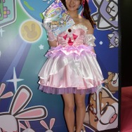 【TGS 2014】出足は好調? ともかく美しいコンパニオンの皆様をご紹介！