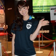 【TGS 2014】出足は好調? ともかく美しいコンパニオンの皆様をご紹介！