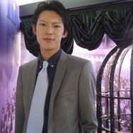 【TGS 2014】噂の「壁ドン」ブースに潜入!折角なので、一人称で動画を撮りつつ「壁ドン」されてみた