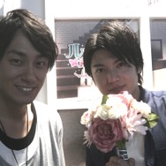 【TGS 2014】噂の「壁ドン」ブースに潜入!折角なので、一人称で動画を撮りつつ「壁ドン」されてみた