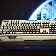 【TGS2014】人気ゲーマーと契約、待望の最新キーボード「G910」が発表!Logicool発表会レポート