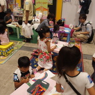 【TGS 2014】ゲームショウの憩いの場　親子連れの笑顔がうれしいファミリーコーナー