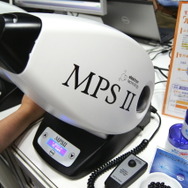 【TGS 2014】ゲーム視力を強化して友達に勝とう！