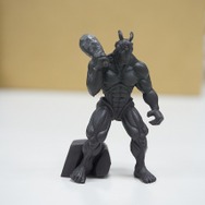 【閲覧注意】食玩「テラフォーマーズ　スワームフィギュア」15,000円分を会社のデスクに並べてみた