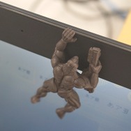 【閲覧注意】食玩「テラフォーマーズ　スワームフィギュア」15,000円分を会社のデスクに並べてみた