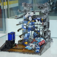 【ジャカルタモーターショー14】インドネシアで「ガンプラ」!?　その展示理由とは