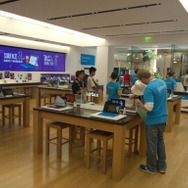 アメリカのマイクロソフトストア店内
