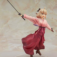 漫画「コハエースEX」の「桜セイバー」がフィギュア化、桜をイメージした袴のあざやかなカラーが印象的