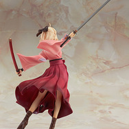 漫画「コハエースEX」の「桜セイバー」がフィギュア化、桜をイメージした袴のあざやかなカラーが印象的