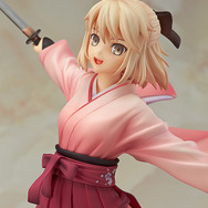 漫画「コハエースEX」の「桜セイバー」がフィギュア化、桜をイメージした袴のあざやかなカラーが印象的