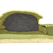 ザクの頭をケーキで再現した「量産型ザクケーキセット」予約開始、やられ皿とビーム・サーベル串の豪華セット