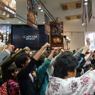 『MH4G』発売カウントダウンイベントにハンター500人が集結!辻本P「鳥肌が立つ」