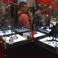 【NYCC 2014】初音ミクやDCヒーローズとのコラボフィギュアも展示されたスクエニブースの現地レポート