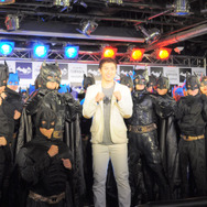 尾上松也もタジタジ？総勢75名ものバットマンが襲来し、渋谷がカオスなことに…