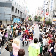 池袋にコスプレイヤーが1万人、ハロウィンのコスプレイベント開催