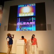 【TGS2008】ダンディ坂野さんも登場！DS『スペース パズルボブル』ゲーム大会