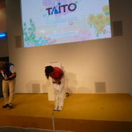 【TGS2008】ダンディ坂野さんも登場！DS『スペース パズルボブル』ゲーム大会