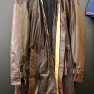 【UBIDAY 14】約12万円の『ウォッチドッグス』レザーコートも！物販コーナーフォトレポ