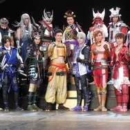 舞台「戦国BASARA4」、新たなキャラクターも加わり、映像も殺陣もパワーアップ