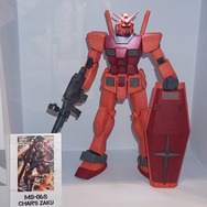【G-STAR 2014】ガンダムをグフやユニコーン風にアレンジ！「RX-78-2」が36体立ち並ぶガンプラコーナーが熱い