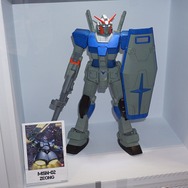 【G-STAR 2014】ガンダムをグフやユニコーン風にアレンジ！「RX-78-2」が36体立ち並ぶガンプラコーナーが熱い