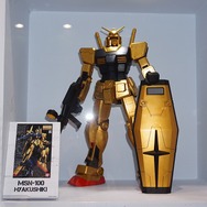 【G-STAR 2014】ガンダムをグフやユニコーン風にアレンジ！「RX-78-2」が36体立ち並ぶガンプラコーナーが熱い