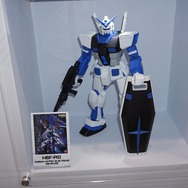 【G-STAR 2014】ガンダムをグフやユニコーン風にアレンジ！「RX-78-2」が36体立ち並ぶガンプラコーナーが熱い