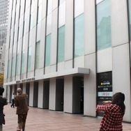 新宿の街にゾンビが出現！？為す術もなく襲われたインサイド編集部の運命は…