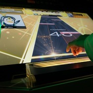 空間を切り裂くデバイスを体験しよう!セガの新作AC『CHUNITHM』ロケテレポ