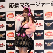 佐野ひなこが『鉄拳』の新キャラ「クロエ」コスプレを披露!原田氏「ゲームのモデルよりもかわいい」