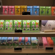 LINEファンの聖地!? 13日オープンの原宿「LINE FRIENDS STORE」をブラウン好きの編集長がチェック！