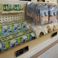 LINEファンの聖地!? 13日オープンの原宿「LINE FRIENDS STORE」をブラウン好きの編集長がチェック！