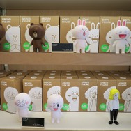 LINEファンの聖地!? 13日オープンの原宿「LINE FRIENDS STORE」をブラウン好きの編集長がチェック！