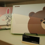 LINEファンの聖地!? 13日オープンの原宿「LINE FRIENDS STORE」をブラウン好きの編集長がチェック！