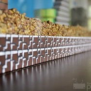 ビッグな水槽に『スーパーマリオブラザーズ』のステージを再現!制作者が着手から完成までの様子を写真付きで公開