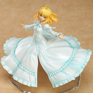 ワンピース姿の“セイバー”フィギュアが登場、PS Vita版『Fate/stay night[Realta Nua]』より