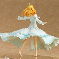 ワンピース姿の“セイバー”フィギュアが登場、PS Vita版『Fate/stay night[Realta Nua]』より