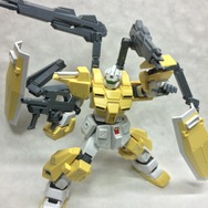 このほか、ビームサーベル×2も付属します