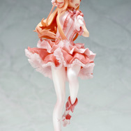 アスナの「アインクラッドのアイドルVer.」と食蜂操祈「バニーメイド」がフィギュアで発売決定
