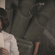 ザク、東京に立つ！？ 「シャア専用ザク」がビルを急襲する実写映像が公開