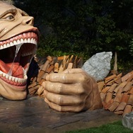 「ユニバーサル・クールジャパン」ついに開幕!「エヴァ」「進撃」「バイオ」「モンハン」の大迫力を写真で