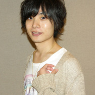 岡本信彦さん(「片霧秋兵」役)