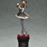 『英雄＊戦姫GOLD』より、サントラジャケットをイメージした「ベートーヴェン」のフィギュアが登場