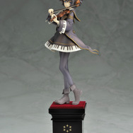『英雄＊戦姫GOLD』より、サントラジャケットをイメージした「ベートーヴェン」のフィギュアが登場