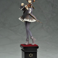 『英雄＊戦姫GOLD』より、サントラジャケットをイメージした「ベートーヴェン」のフィギュアが登場