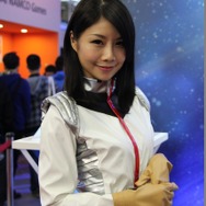 【台北ゲームショウ2015】まずは美人揃いのコンパニオンさんを紹介します！『ゴッドイーター』『FF零式』など