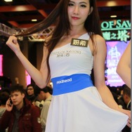 【台北ゲームショウ2015】まずは美人揃いのコンパニオンさんを紹介します！『ゴッドイーター』『FF零式』など